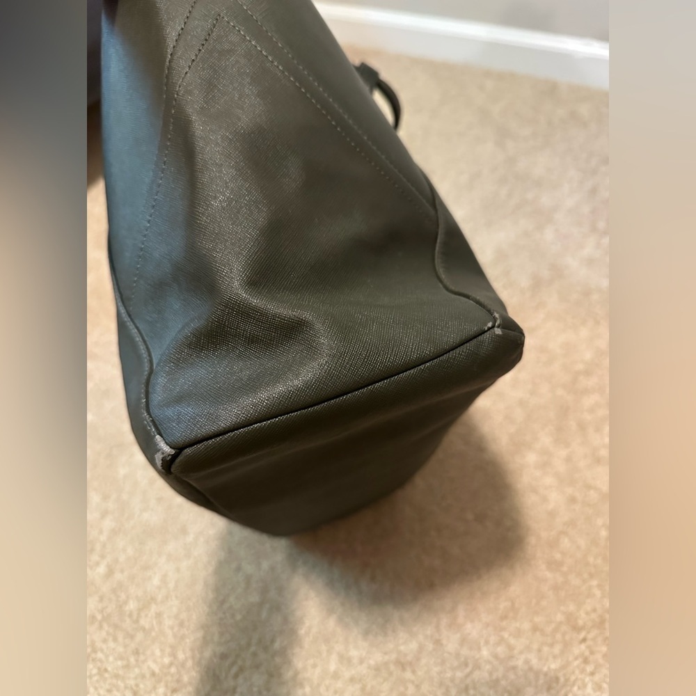 Lululemon All Day Tote and Small Pouch Dark Olive - Picture 7 of 16